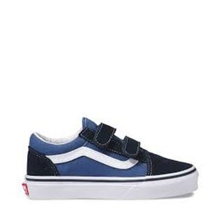 Boy’s Vans Old Skool V Skate Shoes, Size 1